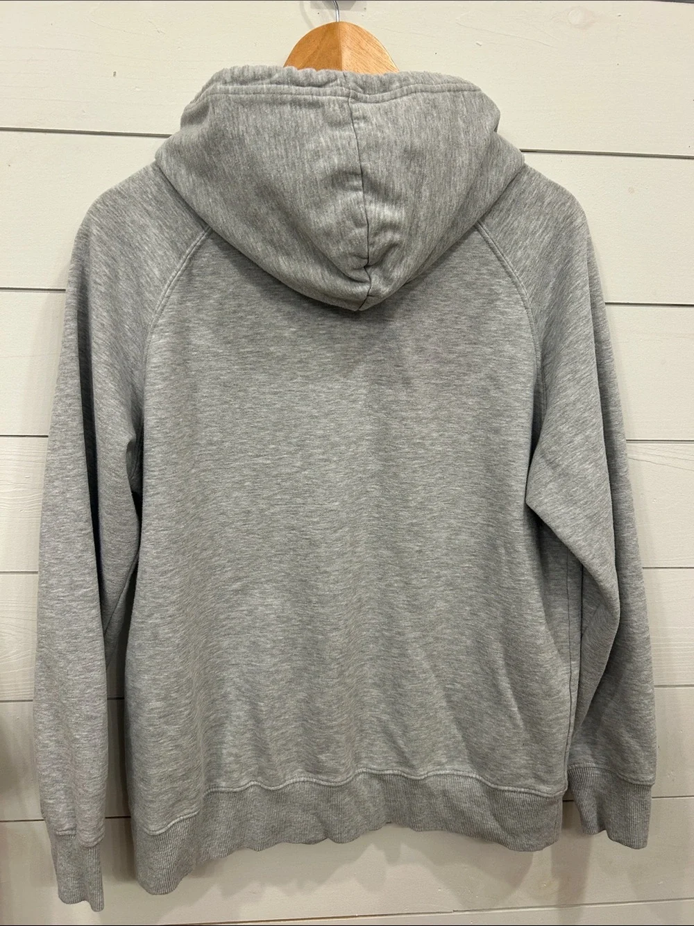 The North Face Women’s grey hoodie with white logo - Picture 5 of 5